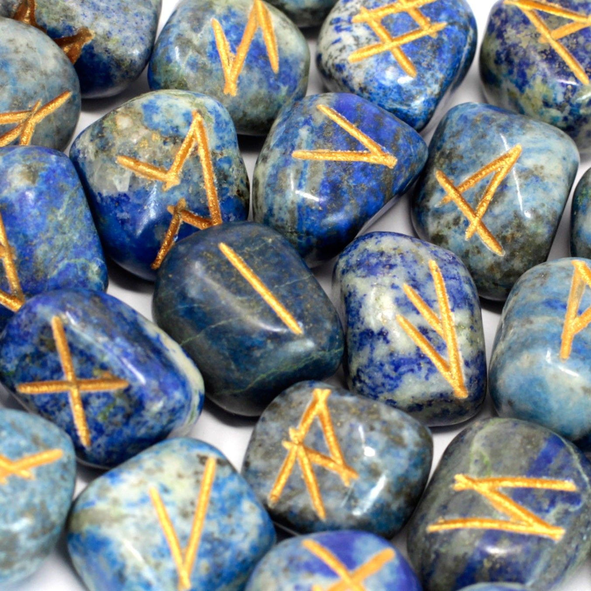 Runy w sakiewce – lapis lazuli